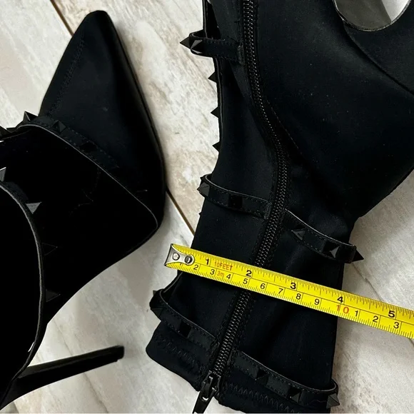 Olivia Ferguson Black Studded Spiked Stilettos Boots Booties Women Sz 8 Sexy - Picture 4 of 11